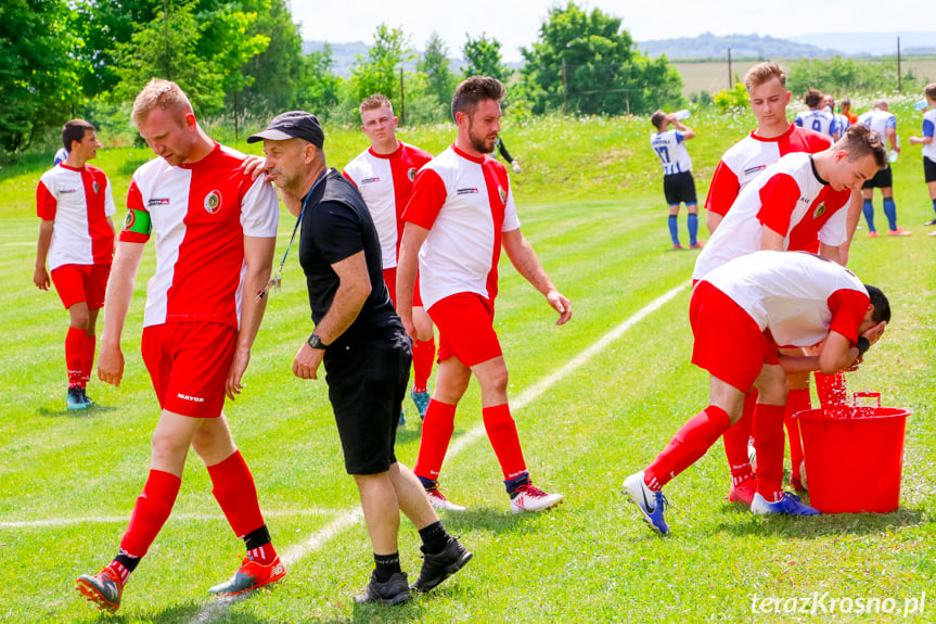 Piastovia Miejsce Piastowe - LKS Głowienka 0:1