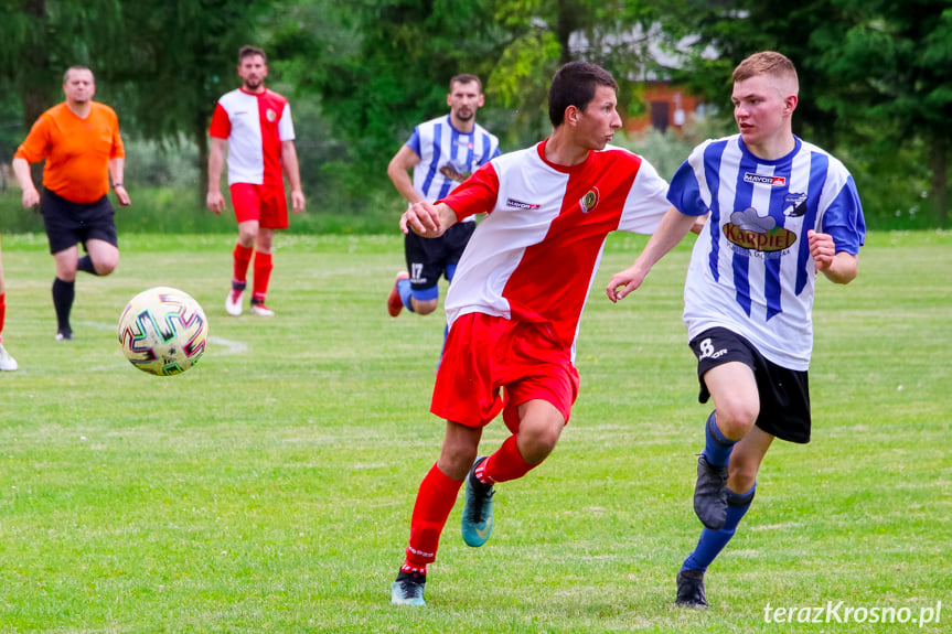 Piastovia Miejsce Piastowe - LKS Głowienka 0:1