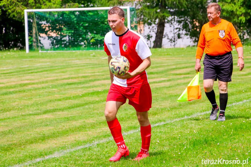 Piastovia Miejsce Piastowe - LKS Głowienka 0:1