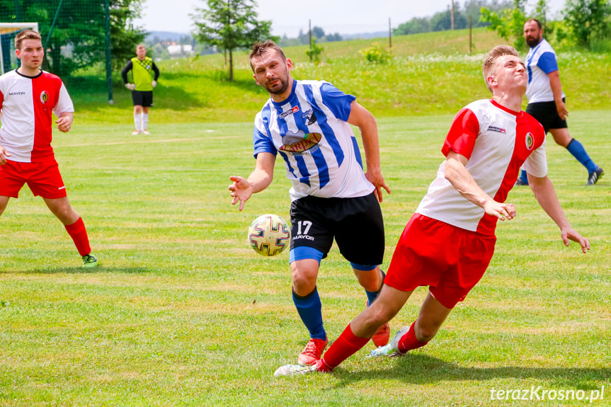 Piastovia Miejsce Piastowe - LKS Głowienka 0:1