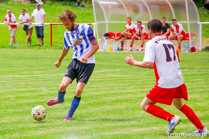 Piastovia Miejsce Piastowe - LKS Głowienka 0:1