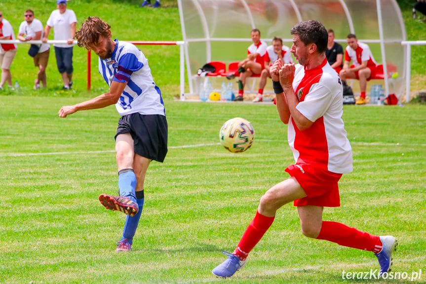 Piastovia Miejsce Piastowe - LKS Głowienka 0:1