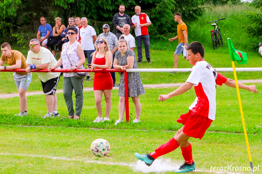 Piastovia Miejsce Piastowe - LKS Głowienka 0:1