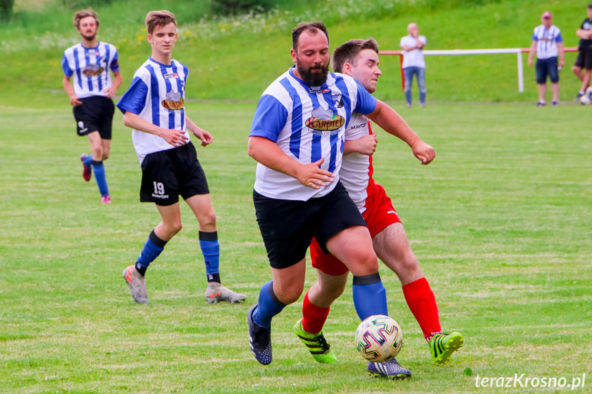 Piastovia Miejsce Piastowe - LKS Głowienka 0:1