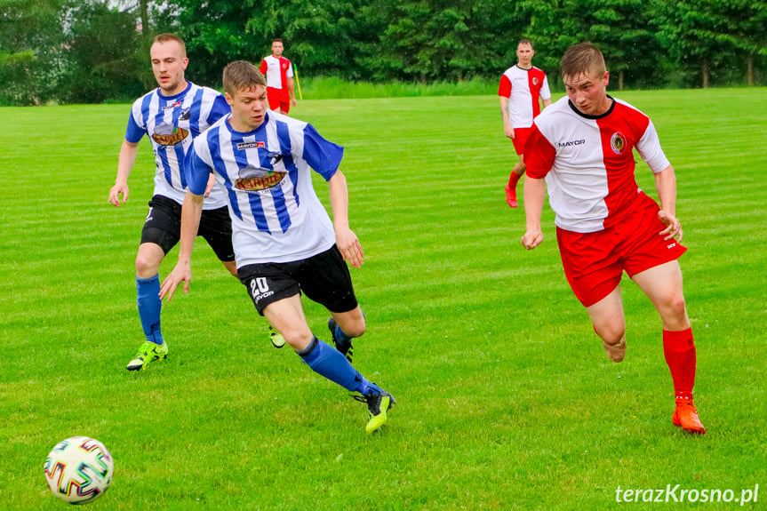 Piastovia Miejsce Piastowe - LKS Głowienka 0:1