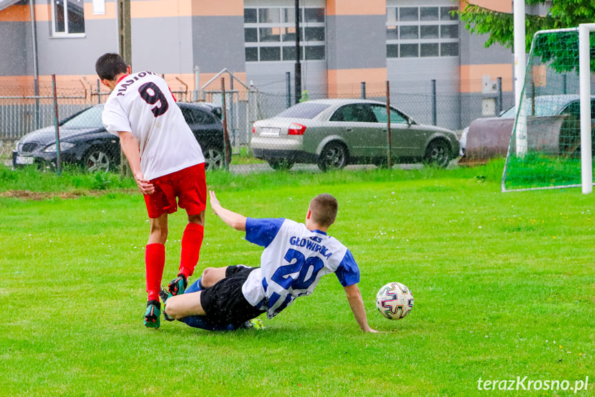 Piastovia Miejsce Piastowe - LKS Głowienka 0:1