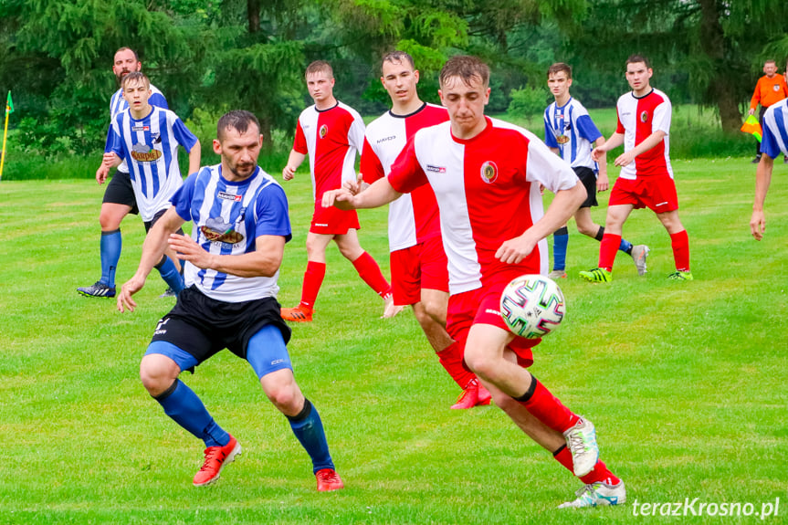 Piastovia Miejsce Piastowe - LKS Głowienka 0:1