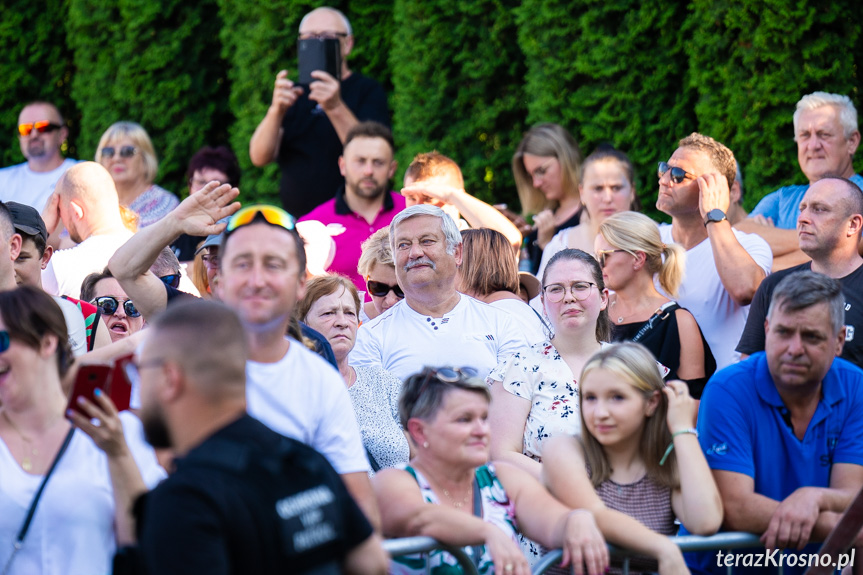 Piękni i Młodzi - Łężany, Familiada bez Granic