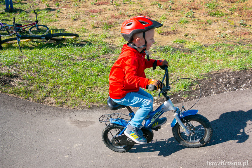 Pierwsze zawody na torze pumptrack w Miejscu Piastowym