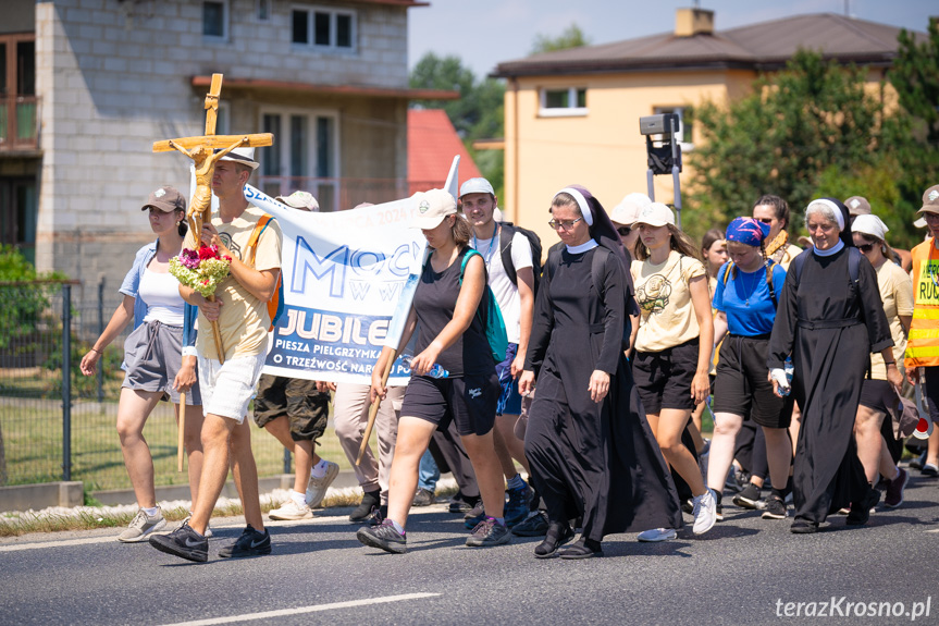 Pieszo w intencji trzeźwości narodu. Z Warszawy do Miejsca Piastowego