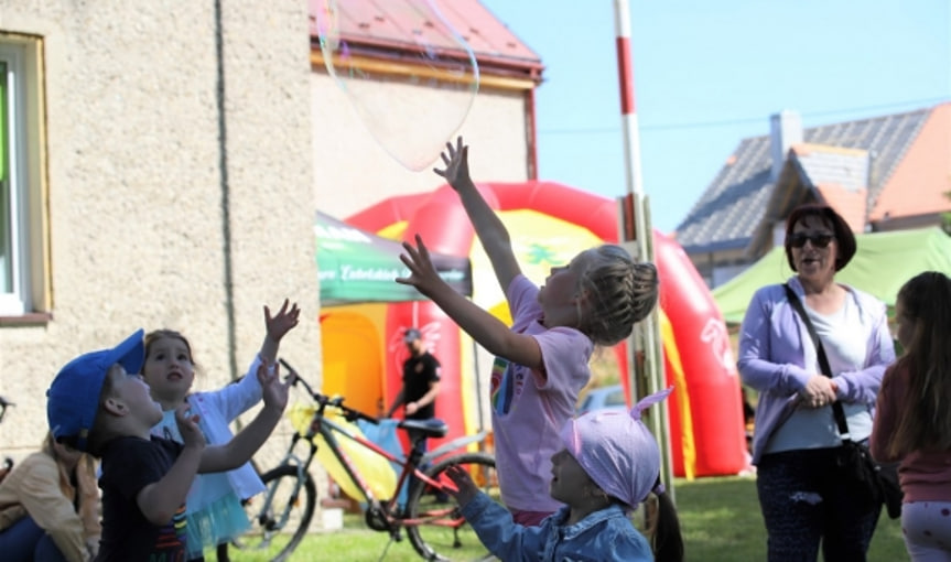 Piknik na dzień dziecka w Jedliczu