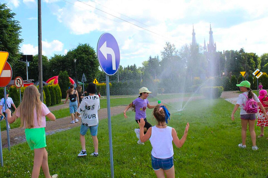 Piknik Rodzinny przy SP w Jedliczu