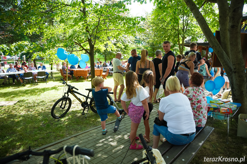 Piknik wakacyjny na Osiedlu Stefana Grota - Roweckiego w Krośnie