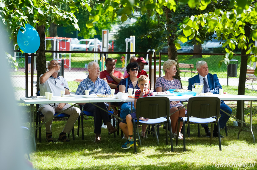 Piknik wakacyjny na Osiedlu Stefana Grota - Roweckiego w Krośnie