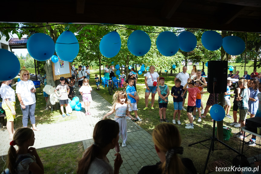 Piknik wakacyjny na Osiedlu Stefana Grota - Roweckiego w Krośnie