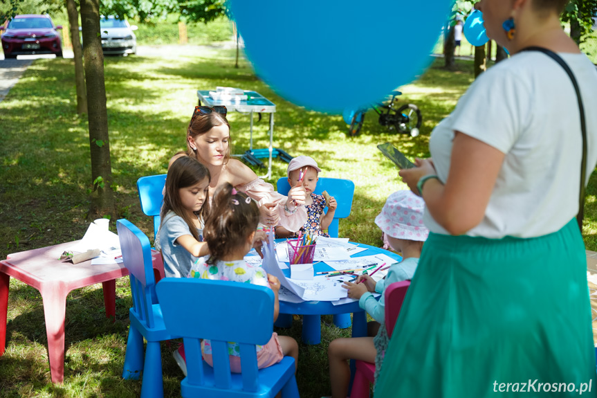 Piknik wakacyjny na Osiedlu Stefana Grota - Roweckiego w Krośnie