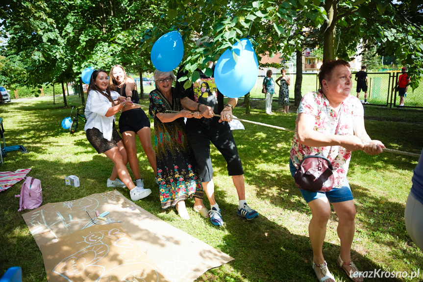 Piknik wakacyjny na Osiedlu Stefana Grota - Roweckiego w Krośnie