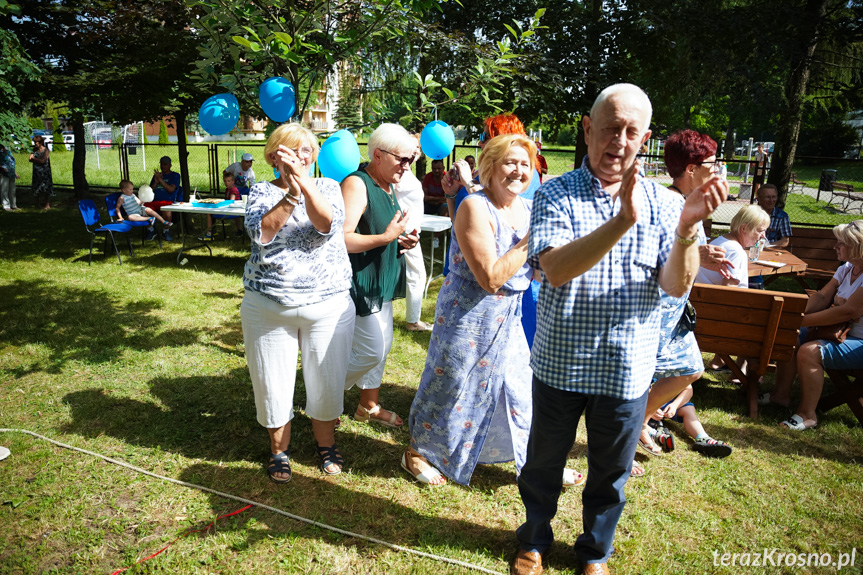 Piknik wakacyjny na Osiedlu Stefana Grota - Roweckiego w Krośnie