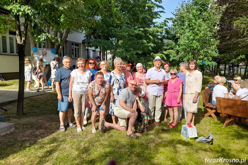 Piknik wakacyjny na Osiedlu Stefana Grota - Roweckiego w Krośnie