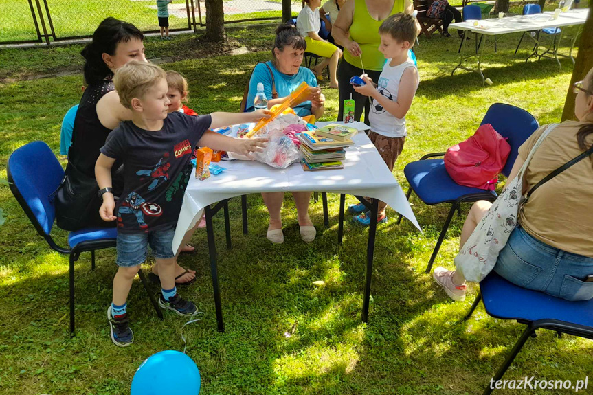 Piknik wakacyjny na Osiedlu Stefana Grota - Roweckiego w Krośnie