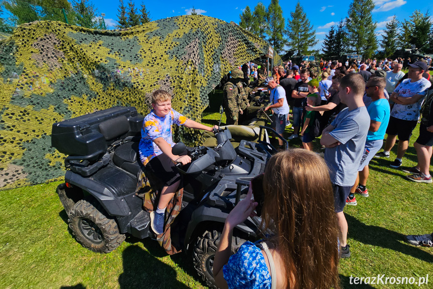 Piknik wojskowy w Miejscu Piastowym