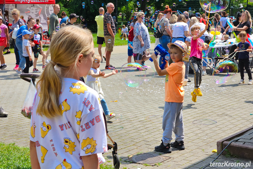 Piknik z okazji Dnia Dziecka w Krośnie