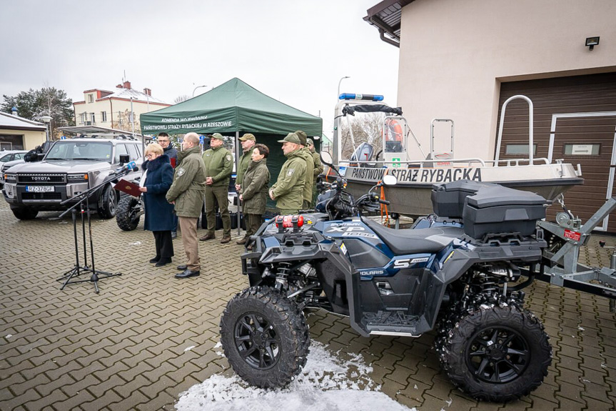 Podkarpacie. Nowy sprzęt dla Państwowej Straży Rybackiej