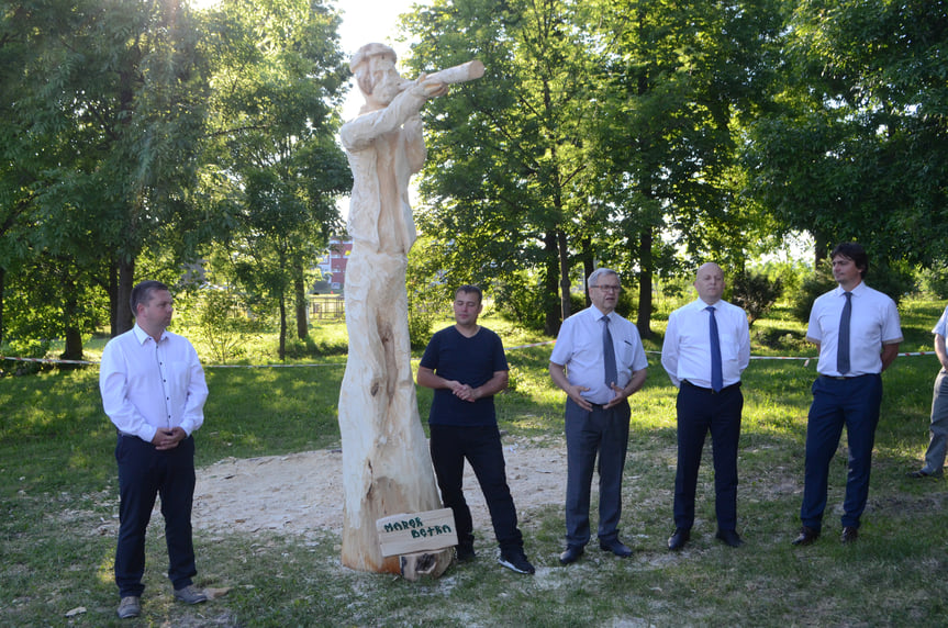 Podsumowanie pleneru rzeźbiarskiego w Korczynie