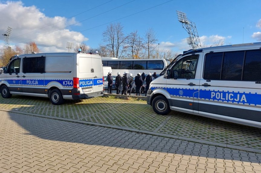 Policja zabezpiecza mecz