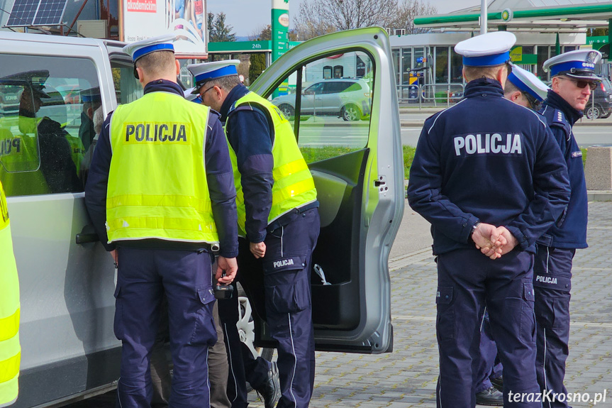 Policyjny dron nad krośnieńskimi ulicami