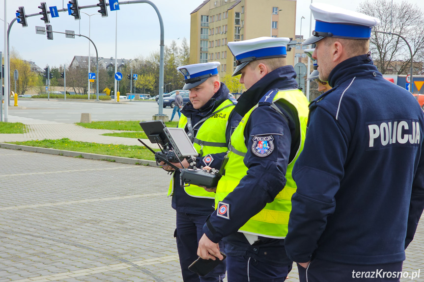 Policyjny dron nad krośnieńskimi ulicami