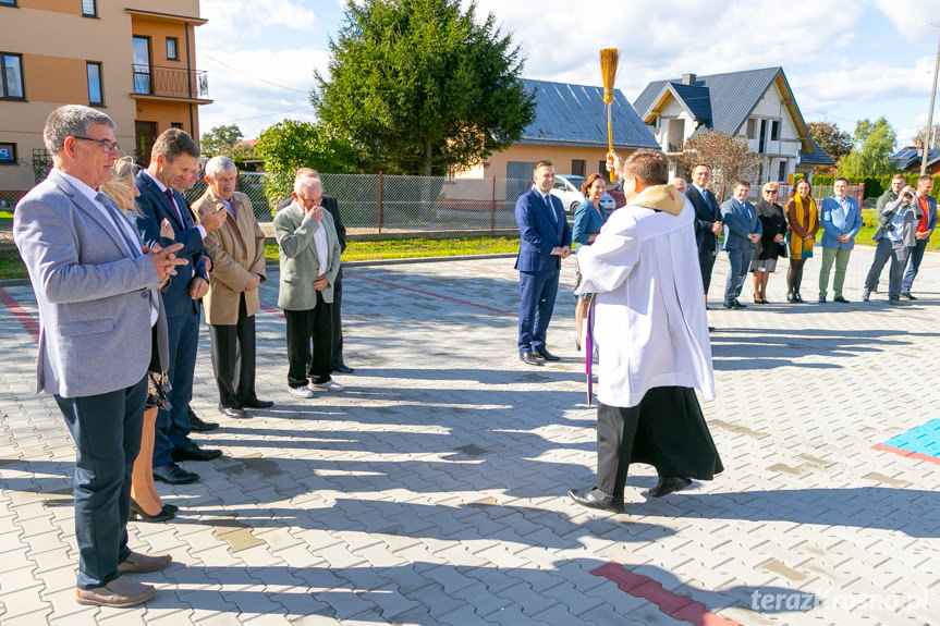 Poświęcenie i oddanie do użytku nowego budynku użyteczności publicznej w Pustynach