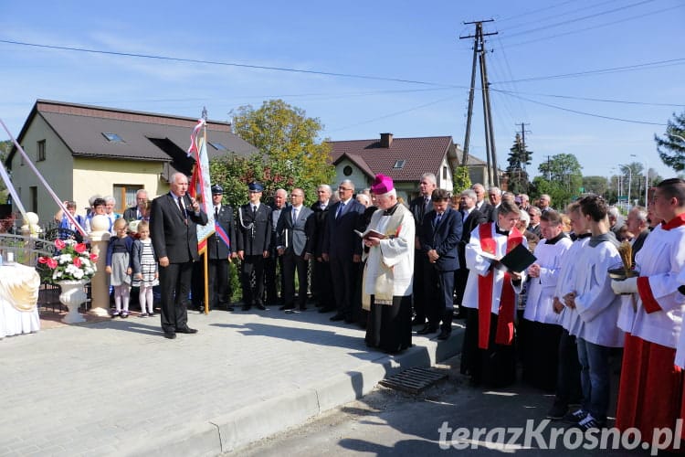 Poświęcenie kapliczki we Wróbliku Królewskim