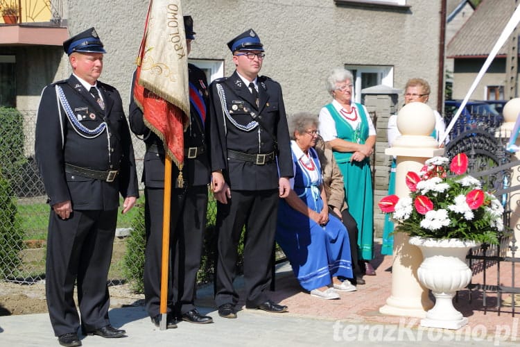 Poświęcenie kapliczki we Wróbliku Królewskim