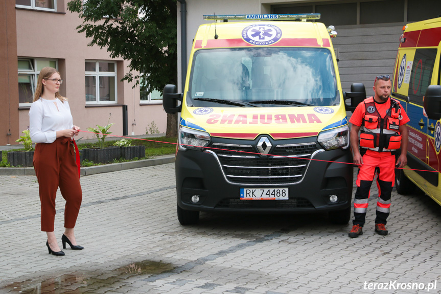 Poświęcenie karetek pogotowia w Krośnie