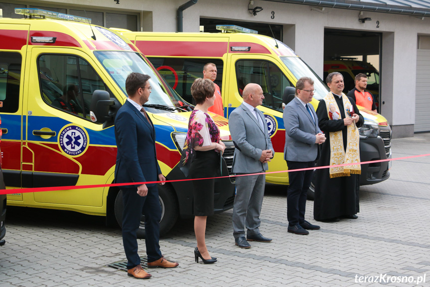 Poświęcenie karetek pogotowia w Krośnie