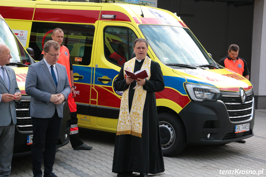 Poświęcenie karetek pogotowia w Krośnie