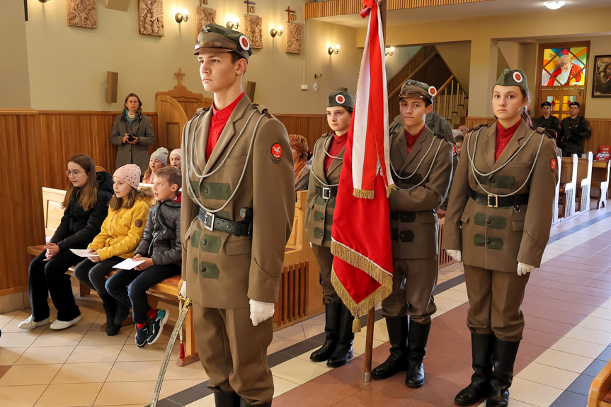 Poświęcenie odrestaurowanego pomnika w Króliku Polskim