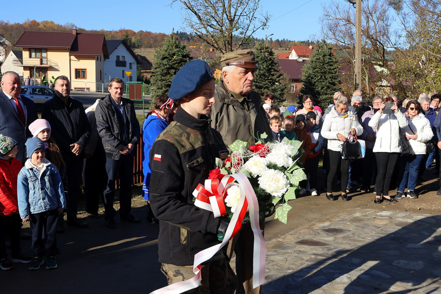 Poświęcenie odrestaurowanego pomnika w Króliku Polskim