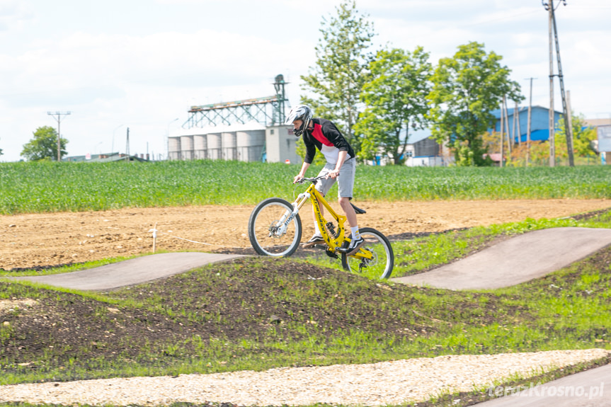 Poświęcenie pumptracku w Miejscu Piastowym