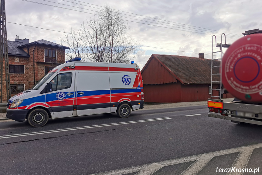 Potrącenie pieszego w Miejscu Piastowym przez cysternę