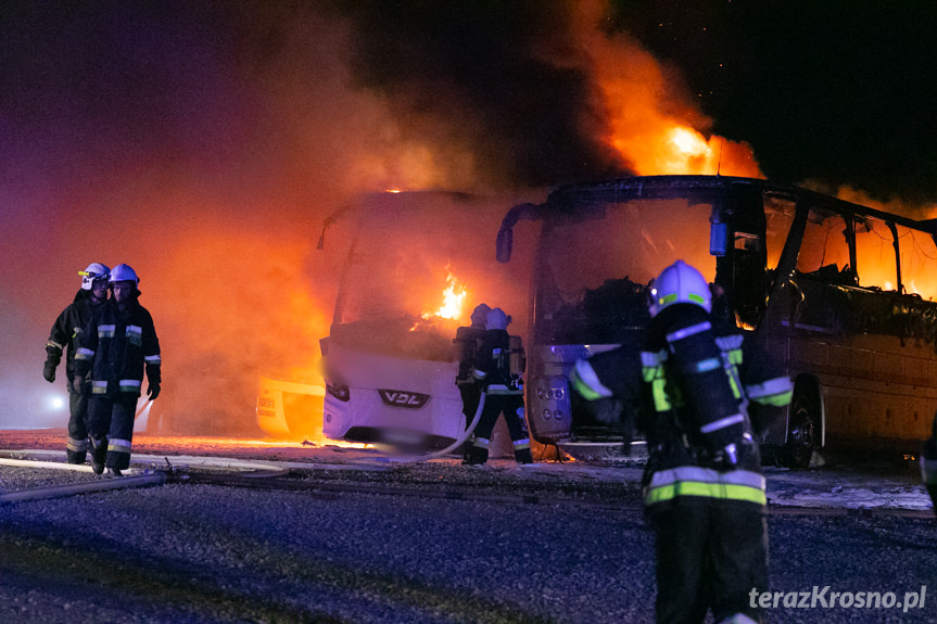 Pożar autokarów w zajezdni