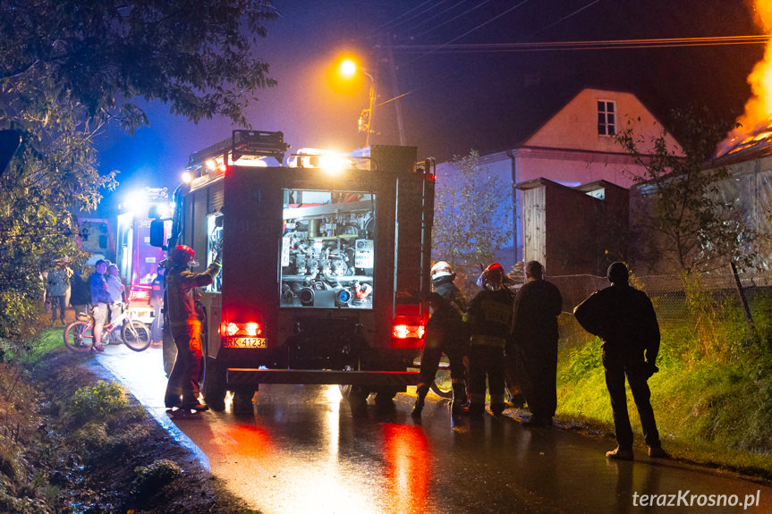 Pożar budynku gospodarczego w Długiem