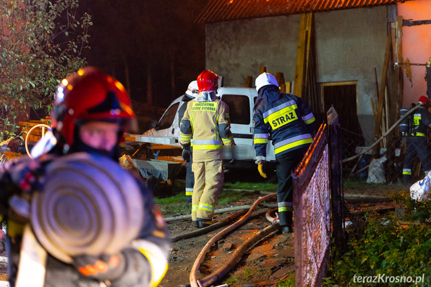 Pożar budynku gospodarczego w Długiem