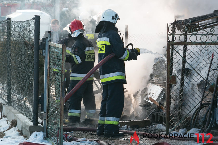 Pożar budynku gospodarczego w Dobieszynie