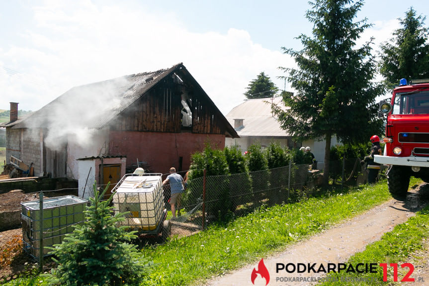 Pożar budynku gospodarczego w Kopytowej