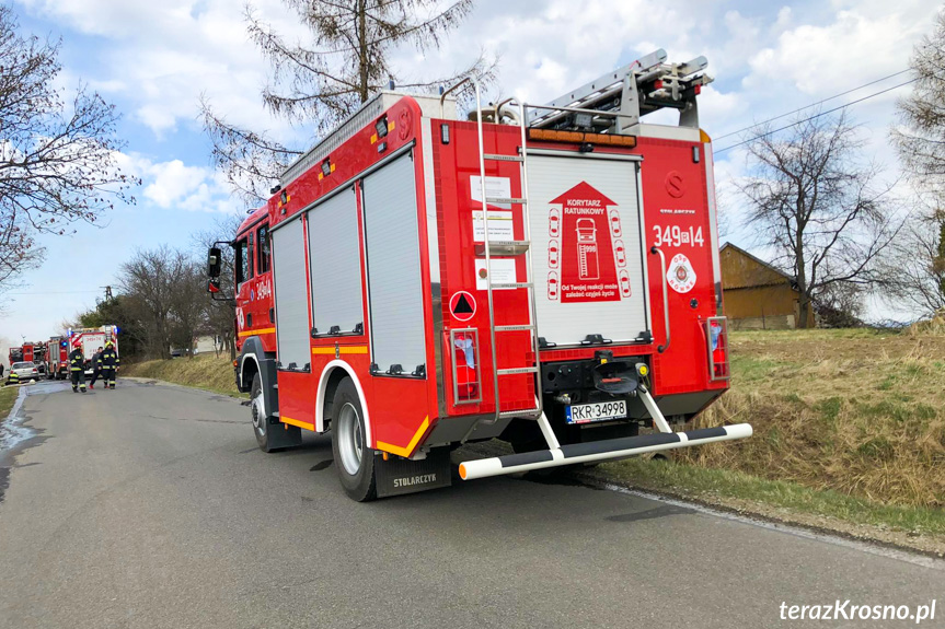 Pożar budynku gospodarczego w Rogach