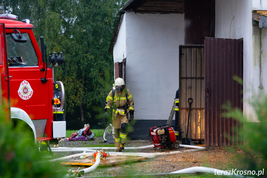 Pożar budynku gospodarczego w Wietrznie