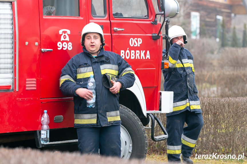 Pożar budynku w Bóbrce