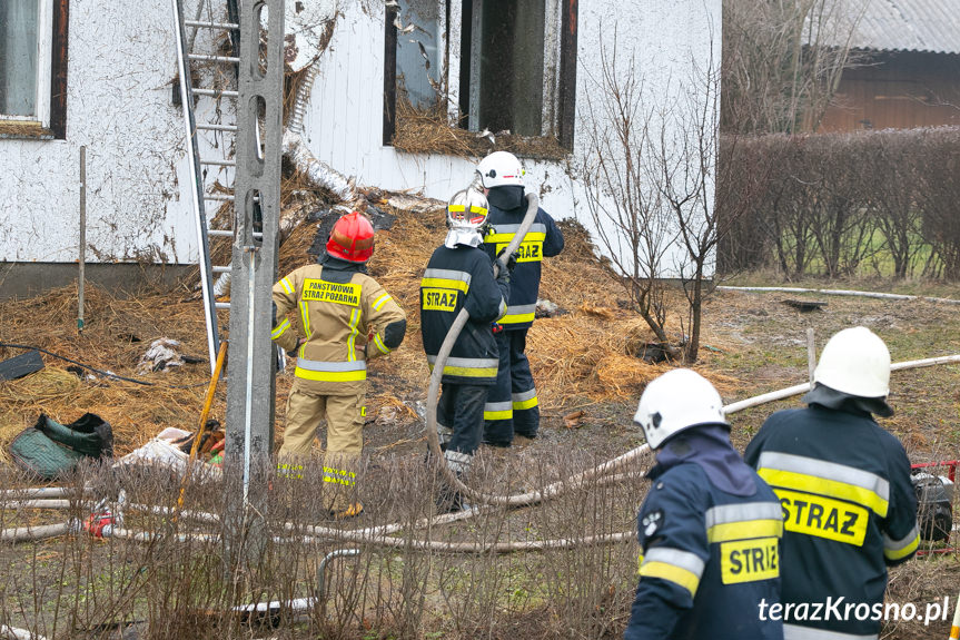 Pożar budynku w Bóbrce